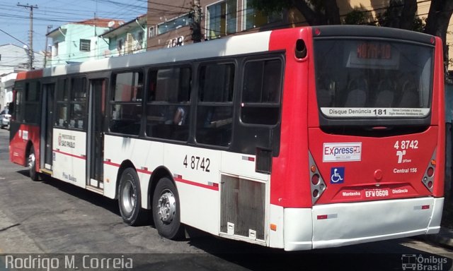 Express Transportes Urbanos Ltda 4 8742 na cidade de São Paulo, São Paulo, Brasil, por Jonathan  Aguiar Correa. Número da foto: #5339542.