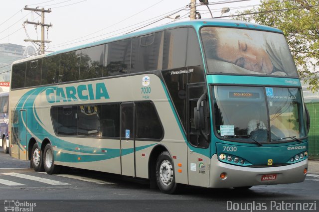 Viação Garcia 7030 na cidade de São Paulo, São Paulo, Brasil, por Douglas Paternezi. Número da foto: #5337742.