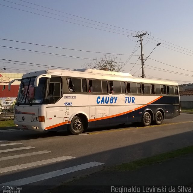 Cauby Tur 1502 na cidade de Curitiba, Paraná, Brasil, por Reginaldo Levinski da Silva. Número da foto: #5342230.