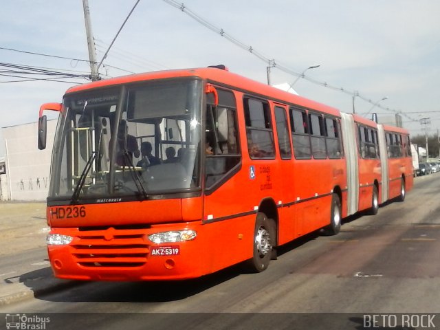 Auto Viação Redentor HD236 na cidade de Curitiba, Paraná, Brasil, por Alberto Selinke. ID da foto: 5342927.