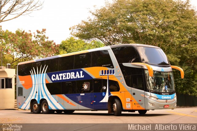 Catedral Turismo 17220 na cidade de São Paulo, São Paulo, Brasil, por Michael  Alberto Vieira. Número da foto: #5346783.