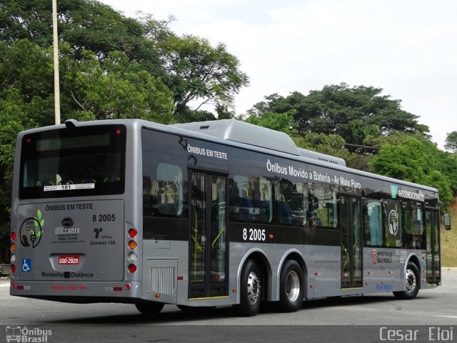Viação Gato Preto 8 2005 na cidade de São Paulo, São Paulo, Brasil, por Cesar  Eloi. Número da foto: #5352074.