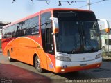 Ônibus Particulares  na cidade de , por Juan Guillermo Pacheco S.. Número da foto: #:id.