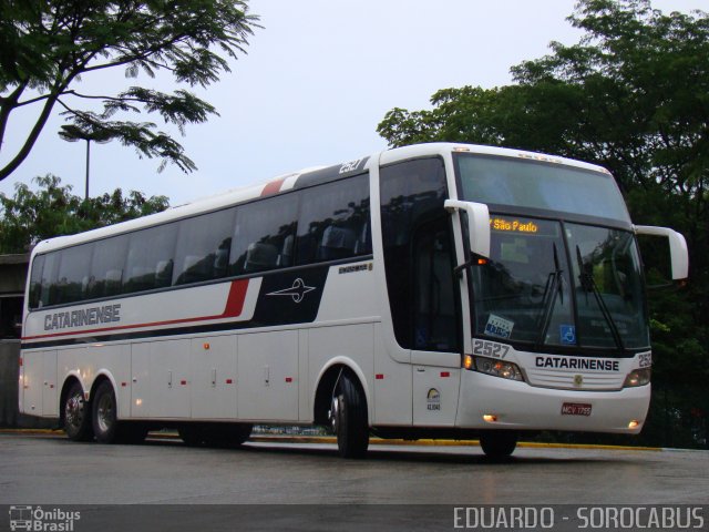 Auto Viação Catarinense 2527 na cidade de São Paulo, São Paulo, Brasil, por EDUARDO - SOROCABUS. Número da foto: #5354820.