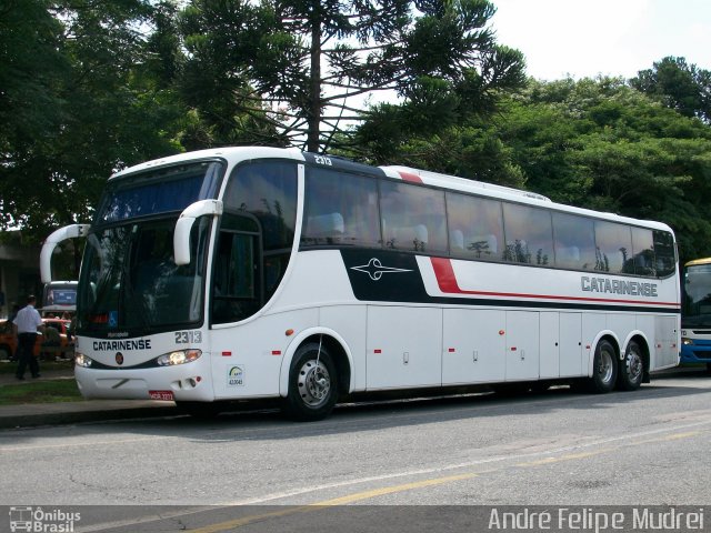 Auto Viação Catarinense 2313 na cidade de Curitiba, Paraná, Brasil, por André Felipe Mudrei. ID da foto: 5356053.