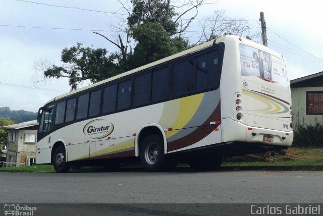 Viação Giratur 910 na cidade de Caxias do Sul, Rio Grande do Sul, Brasil, por Carlos Gabriel. Número da foto: #5360705.