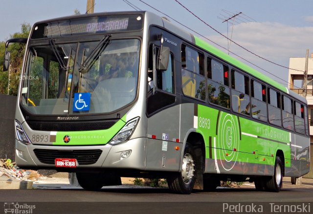 Viação Garcia 8893 na cidade de Apucarana, Paraná, Brasil, por Pedroka Ternoski. ID da foto: 5359969.