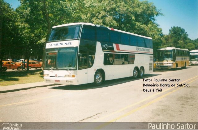 Auto Viação Catarinense 2082 na cidade de Curitiba, Paraná, Brasil, por Paulinho Sartor. ID da foto: 5361320.