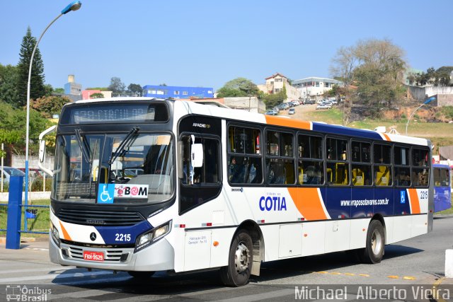 Viação Raposo Tavares Cotia 2215 na cidade de Cotia, São Paulo, Brasil, por Michael  Alberto Vieira. Número da foto: #5365738.