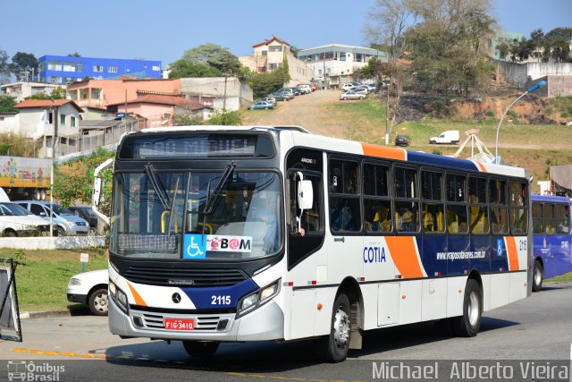 Viação Raposo Tavares Cotia 2115 na cidade de Cotia, São Paulo, Brasil, por Michael  Alberto Vieira. Número da foto: #5365735.