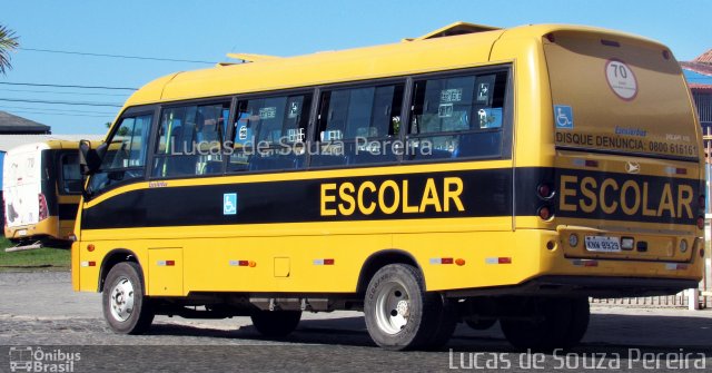 Escolares 8929 na cidade de Casimiro de Abreu, Rio de Janeiro, Brasil, por Lucas de Souza Pereira. Número da foto: #5367541.