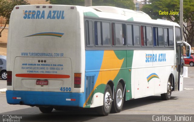 Turismo Serra Azul 4500 na cidade de Goiânia, Goiás, Brasil, por Carlos Júnior. ID da foto: 5369208.