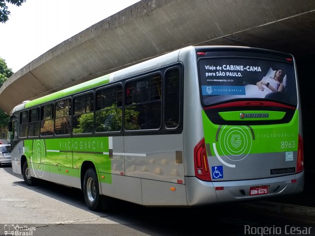 Viação Garcia 8963 na cidade de Londrina, Paraná, Brasil, por Rogério César. Número da foto: #5369744.