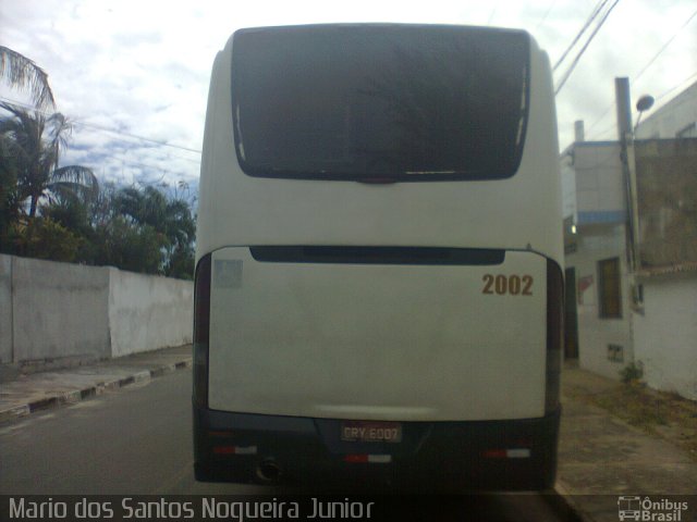 Ônibus Particulares 2002 na cidade de Camaçari, Bahia, Brasil, por Mario dos Santos Nogueira Junior. Número da foto: #5370765.