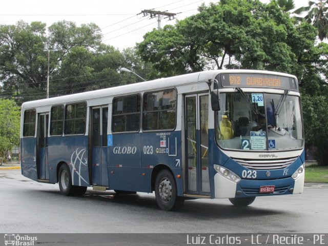 Transportadora Globo 023 na cidade de Recife, Pernambuco, Brasil, por Luiz Carlos de Santana. Número da foto: #5373784.