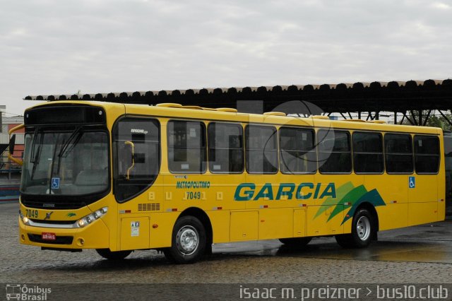 Viação Garcia 7049 na cidade de Londrina, Paraná, Brasil, por ISAAC MATOS PREIZNER. ID da foto: 5381062.