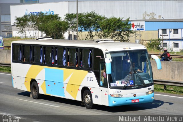Turismo Flex 360 na cidade de Barueri, São Paulo, Brasil, por Michael  Alberto Vieira. Número da foto: #5383012.