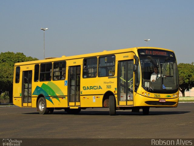 Viação Garcia 7625 na cidade de Paranavaí, Paraná, Brasil, por Robson Alves. Número da foto: #5320786.