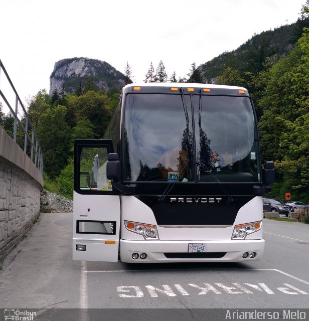 BlueStar Coachlines 301 na cidade de , por Arianderso Melo. Número da foto: #5385560.