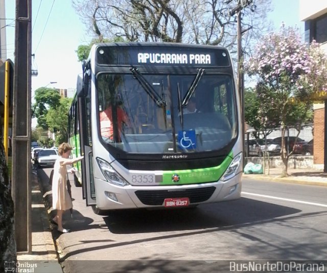 Viação Garcia 8353 na cidade de Apucarana, Paraná, Brasil, por Josino Vieira. ID da foto: 5385796.