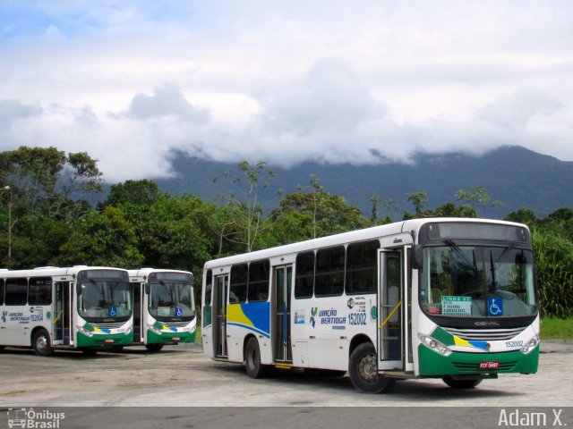 Viação Bertioga 152002 na cidade de Bertioga, São Paulo, Brasil, por Adam Xavier Rodrigues Lima. Número da foto: #5385254.
