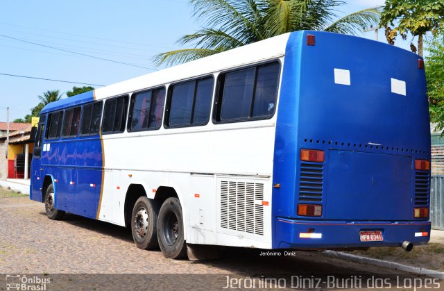Percy Tur 8341 na cidade de Buriti dos Lopes, Piauí, Brasil, por Jerônimo Diniz. Número da foto: #5384418.