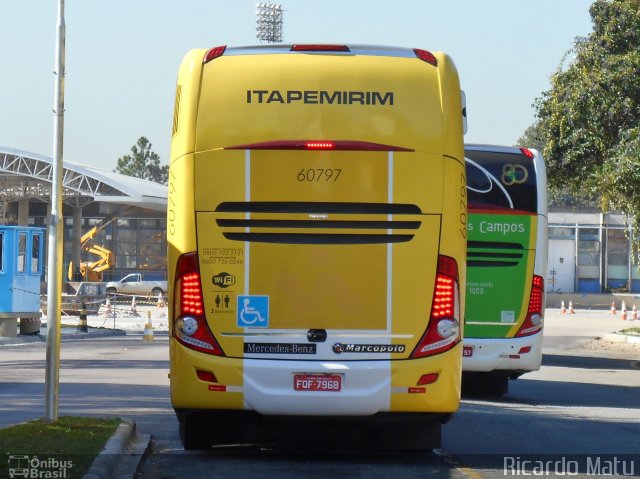 Viação Itapemirim 60797 na cidade de Curitiba, Paraná, Brasil, por Ricardo Matu. Número da foto: #5324348.