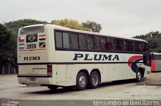Pluma Conforto e Turismo 3959 na cidade de São Paulo, São Paulo, Brasil, por Alessandro de Bem Barros. Número da foto: #5325327.