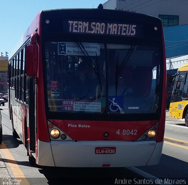 Express Transportes Urbanos Ltda 4 8042 na cidade de São Paulo, São Paulo, Brasil, por Andre Santos de Moraes. ID da foto: 5328334.